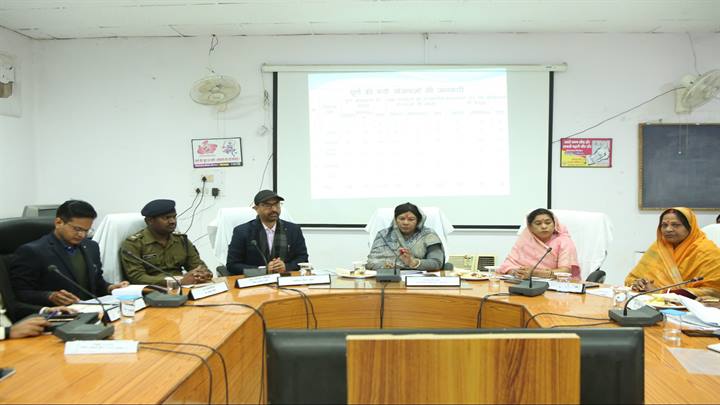 ग्रीष्म ऋतु में सभी बसाहटों में शुद्ध पेयजल की आपूर्ति के लिए पूर्व में ही सभी व्यवस्थाएं सुनिश्चित करें : पीएचई मंत्री श्रीमती उइके